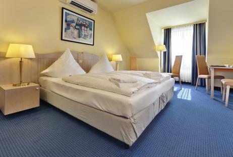 Tryp by Wyndham Lübeck Aquamarin