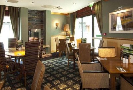 Premier Inn Edinburgh Hotel (South Queensferry)