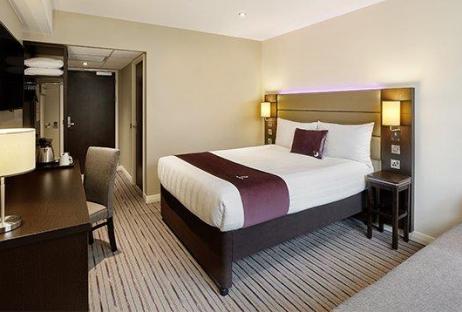  Premier Inn Livingston Hotel