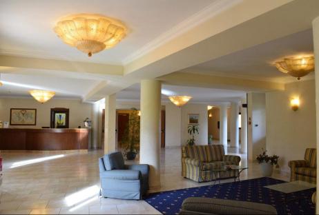 Hotel Roma Domus