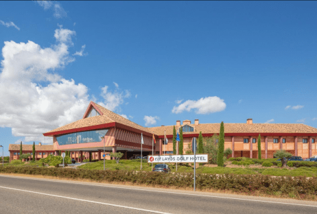 Hotel Exe Layos Golf