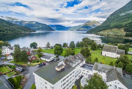Kinsarvik Fjordhotel