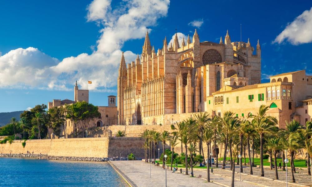 Costa Brava, Mallorca & Valencia | KRAS Busreizen