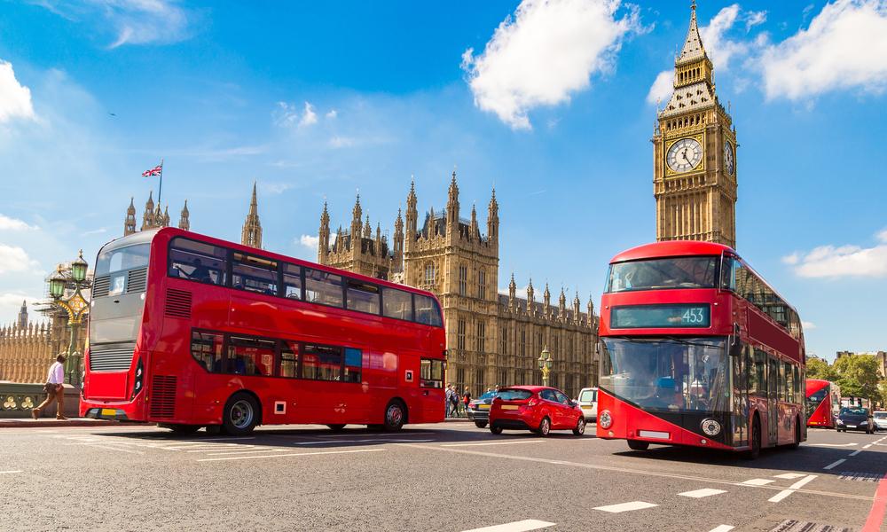 Big Ben, Westminster Bridge en de rode dubbeldekkers in Londen